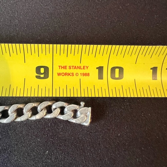 Men’s Engravable Silver Curb Link Bracelet - Picture 7 of 9